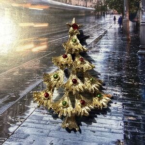 Gerry’s  
Gold Christmas Tree Brooch with Red and Green AccentsGerry’s